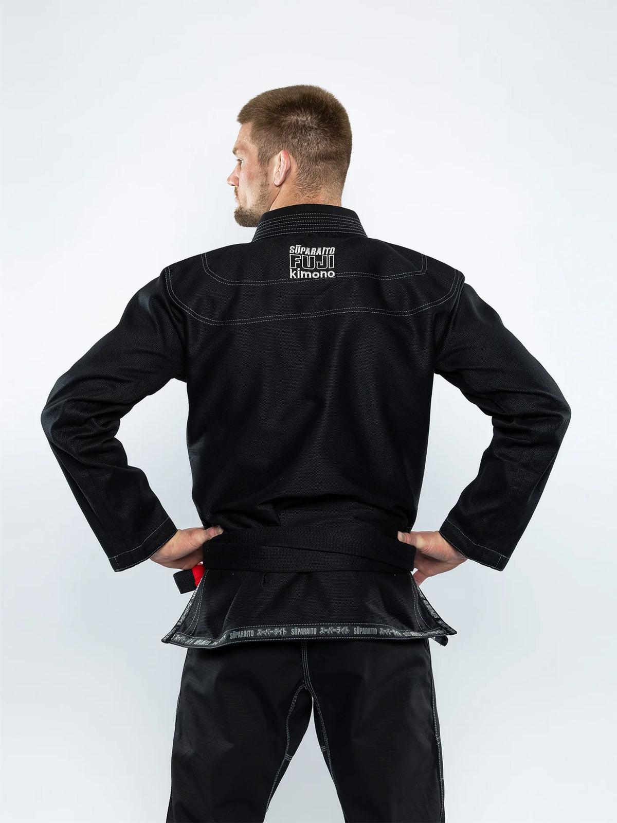 Suparaito Gi - Negro de Fuji Sports