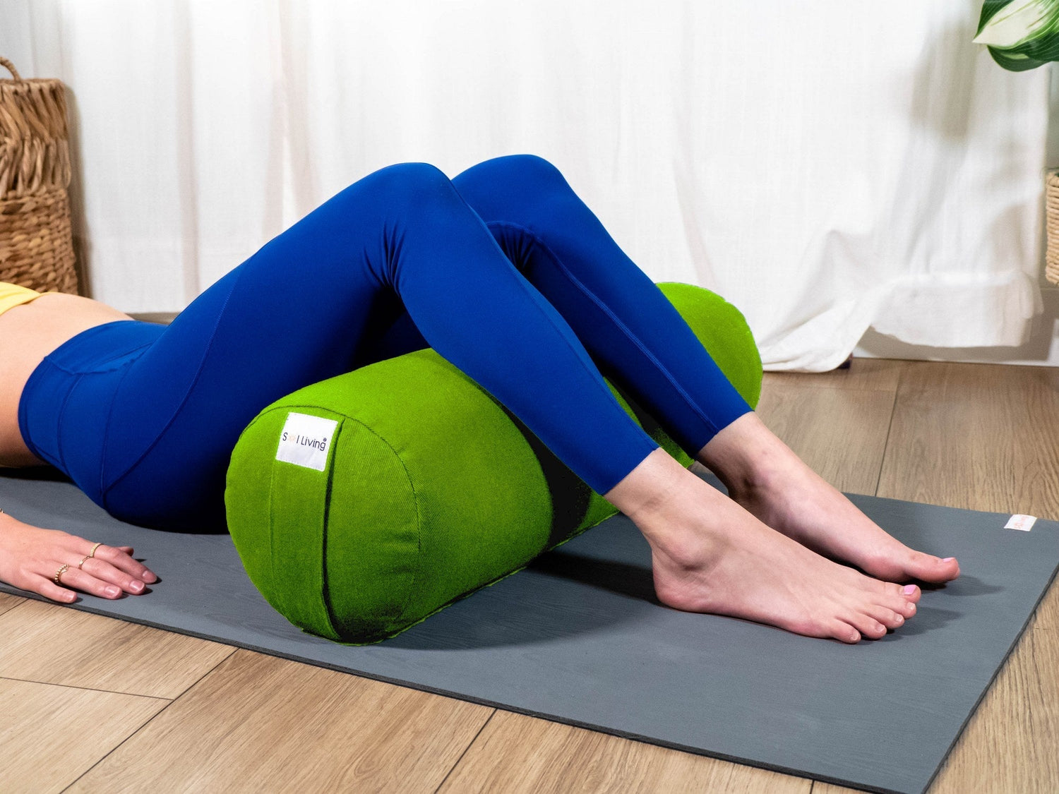 Bolster Pillow for Yoga & Meditation - Pranayama Cylindrical Cotton Bolster (26