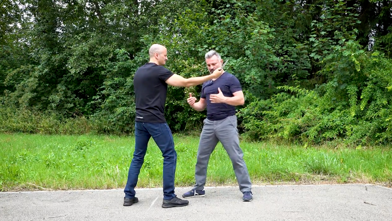 Knife Survival DVD by Salvatore Oliva