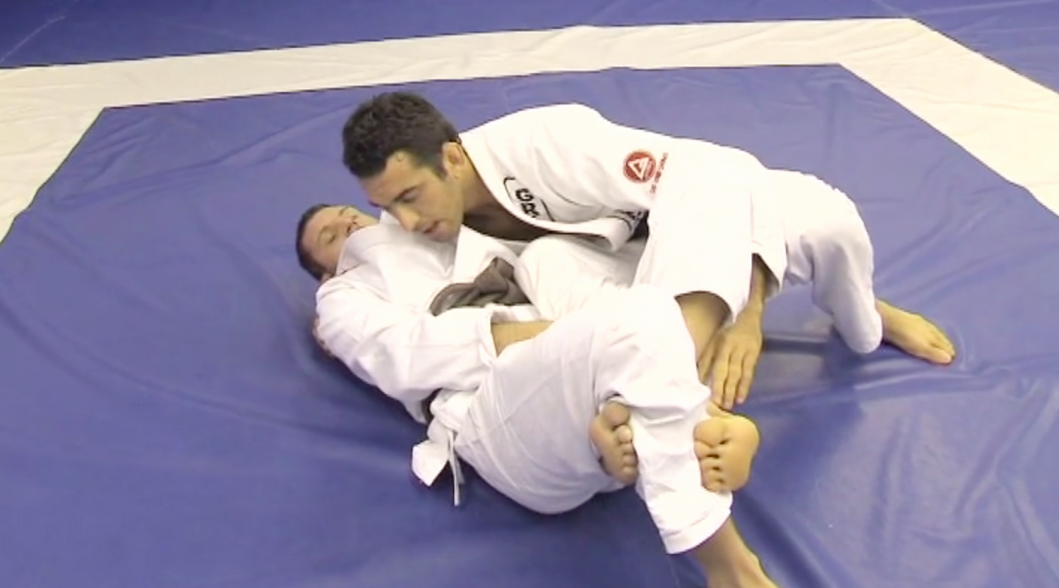 Invisible Jiu Jitsu: De La Riva & Spider Guard DVD by Braulio Estima (Preowned)