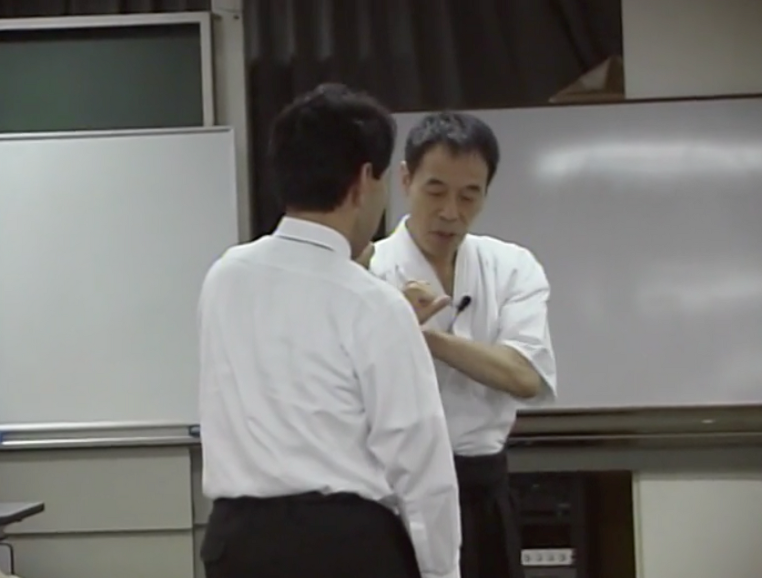 Body Manipulation Technique DVD by Yoshinori Kono (Region 2 DVD) (Preowned)