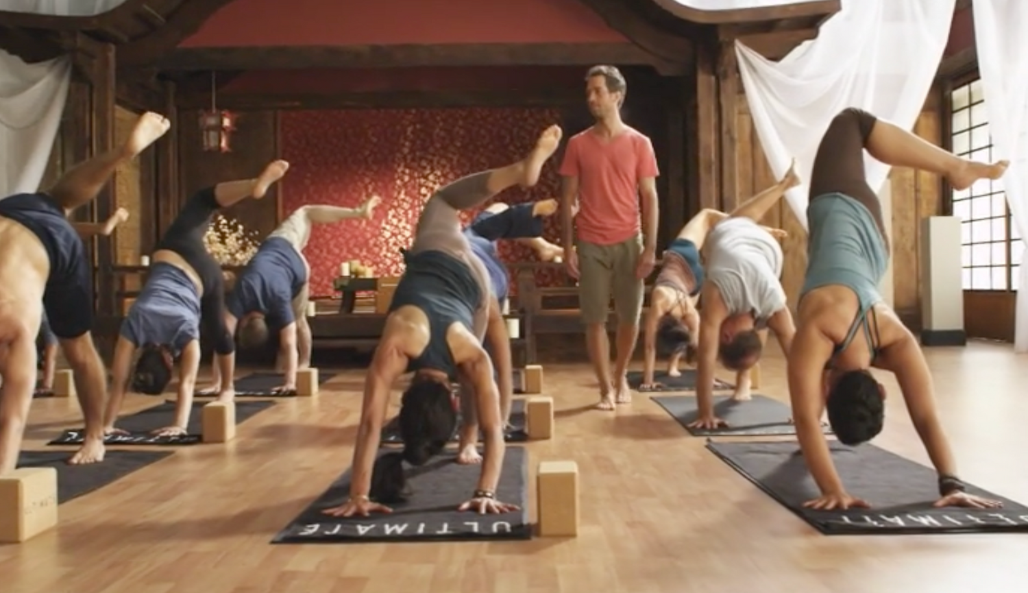 The Ultimate Yogi 12 DVD Set with Travis Eliot (Preowned)