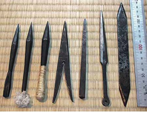 Japanese Throwing Weapons: Mastering Shuriken Throwing Techniques Book & DVD by Daniel Fletcher (Preowned) - Budovideos