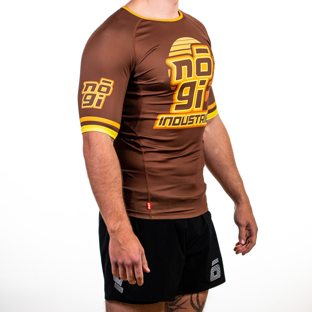 '7Four Short Sleeve Rank Rash Guard Brown by Nogi Industries