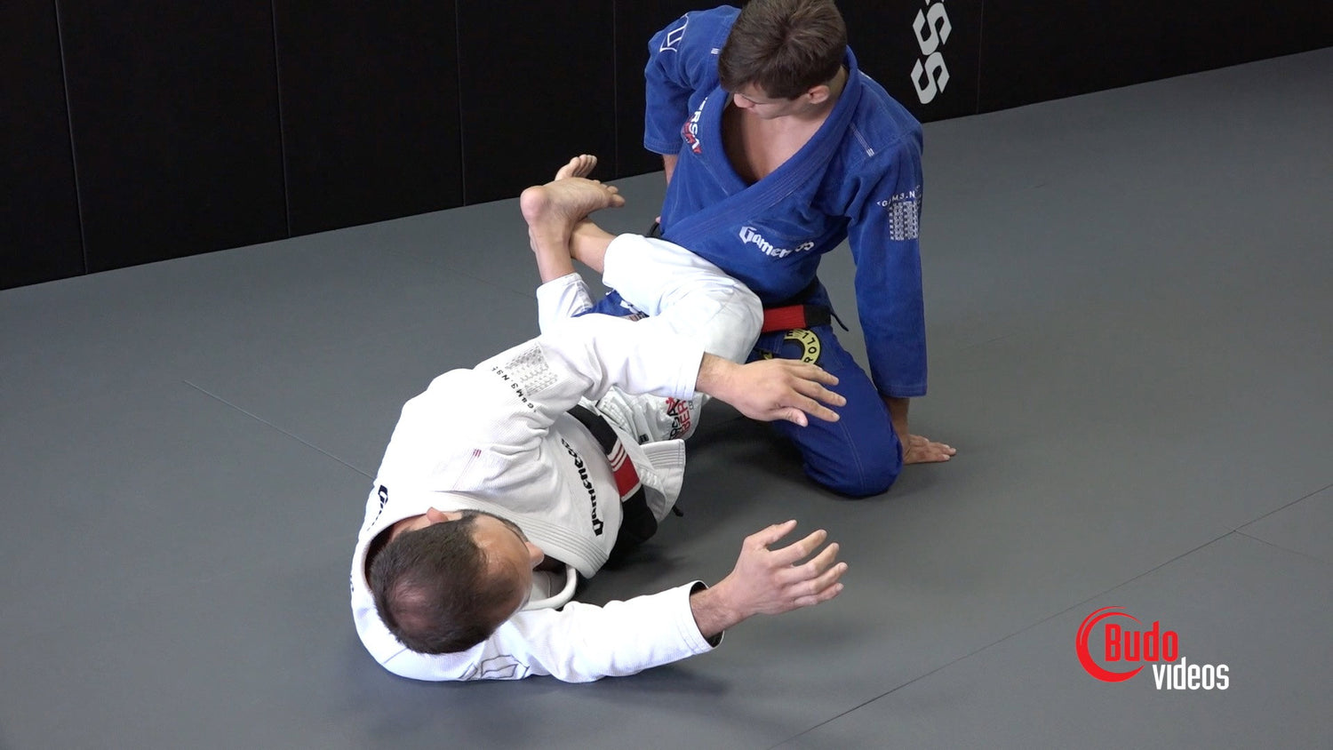 The Hip Clamp by Samir Chantre (On Demand) - Budovideos Inc