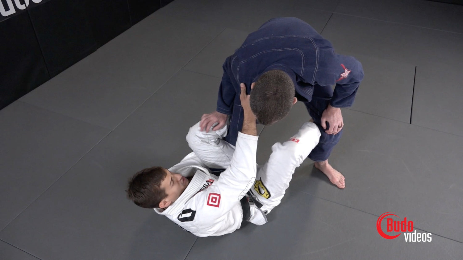 Lapel Guard Killer DVD or Blu-ray by Osvaldo Queixinho Moizinho - Budovideos Inc