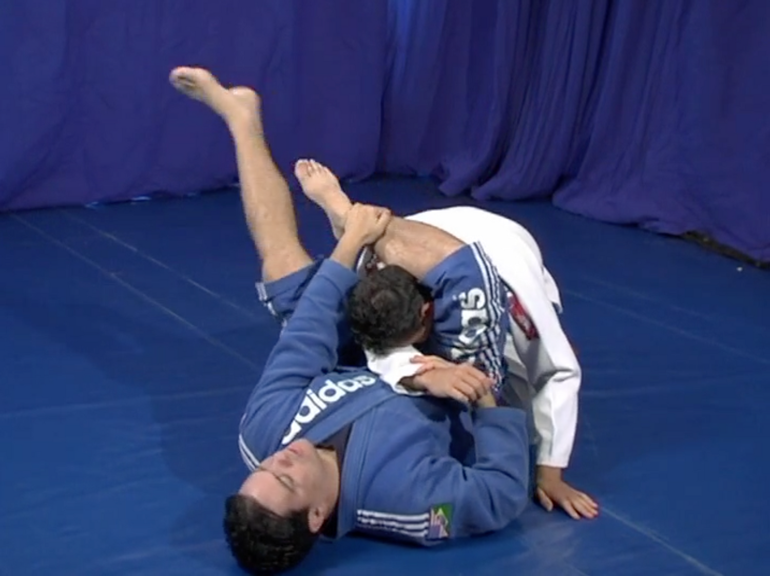 The Triangle Book & DVD by Rigan Machado (Preowned) - Budovideos