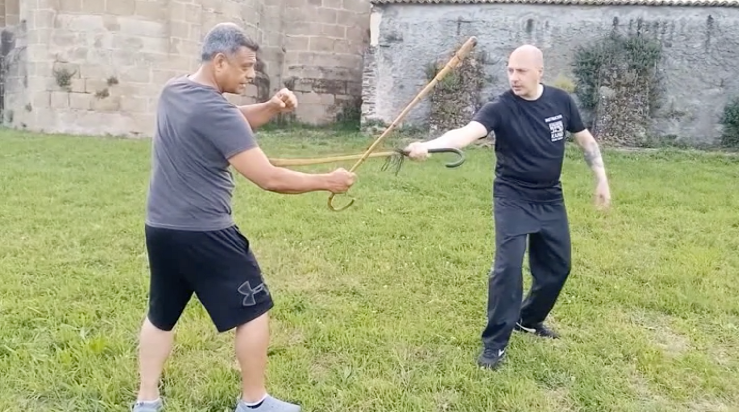 Real Spanish Gypsy Knife & Stick Fighting DVD by Daniel Guijarro - Budovideos Inc