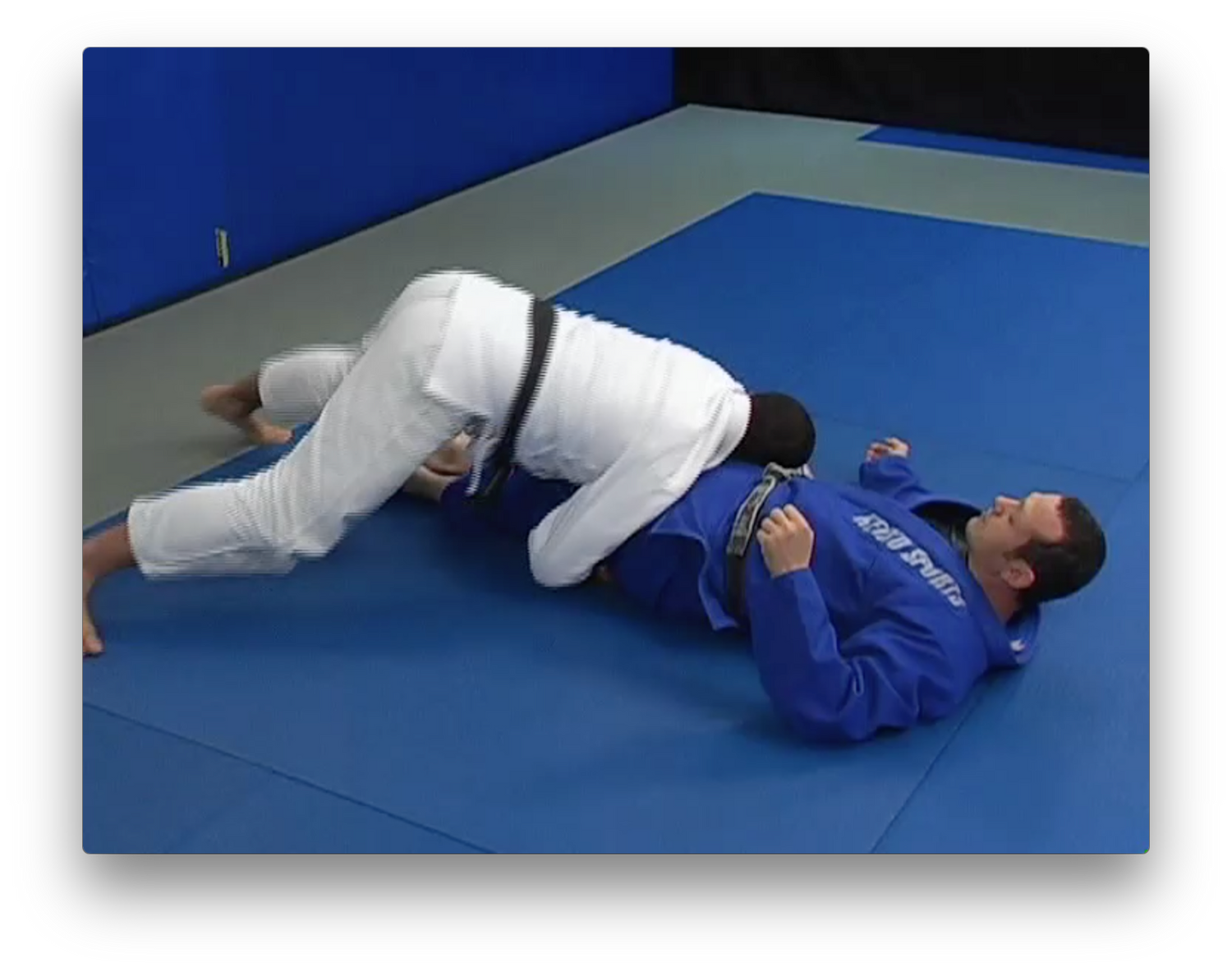 Passing the Guard DVD by Marcus Vinicius Di Lucia - Budovideos Inc