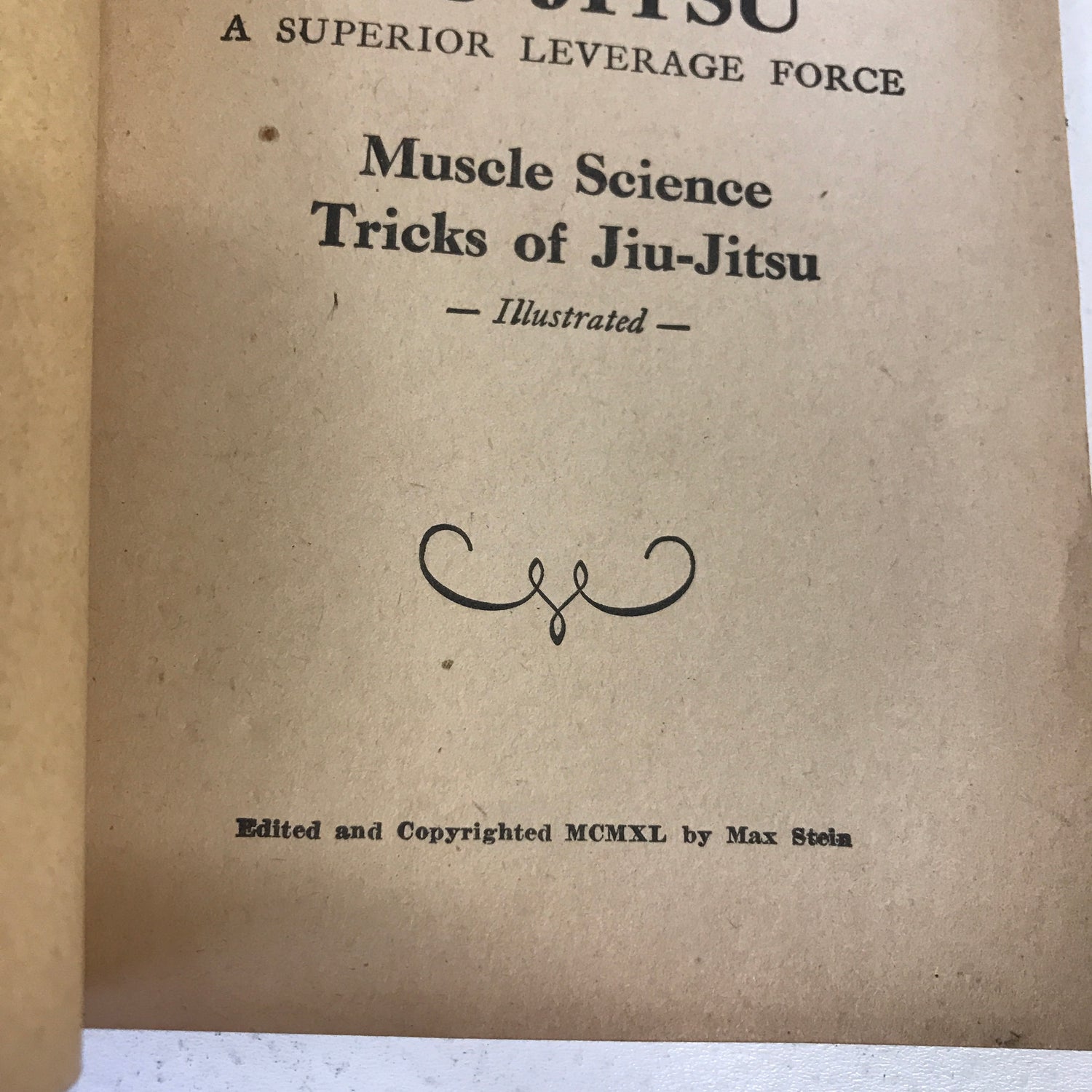 Jiu-jitsu Superior Leverage Force Book by Max Stein (Preowned) - Budovideos Inc