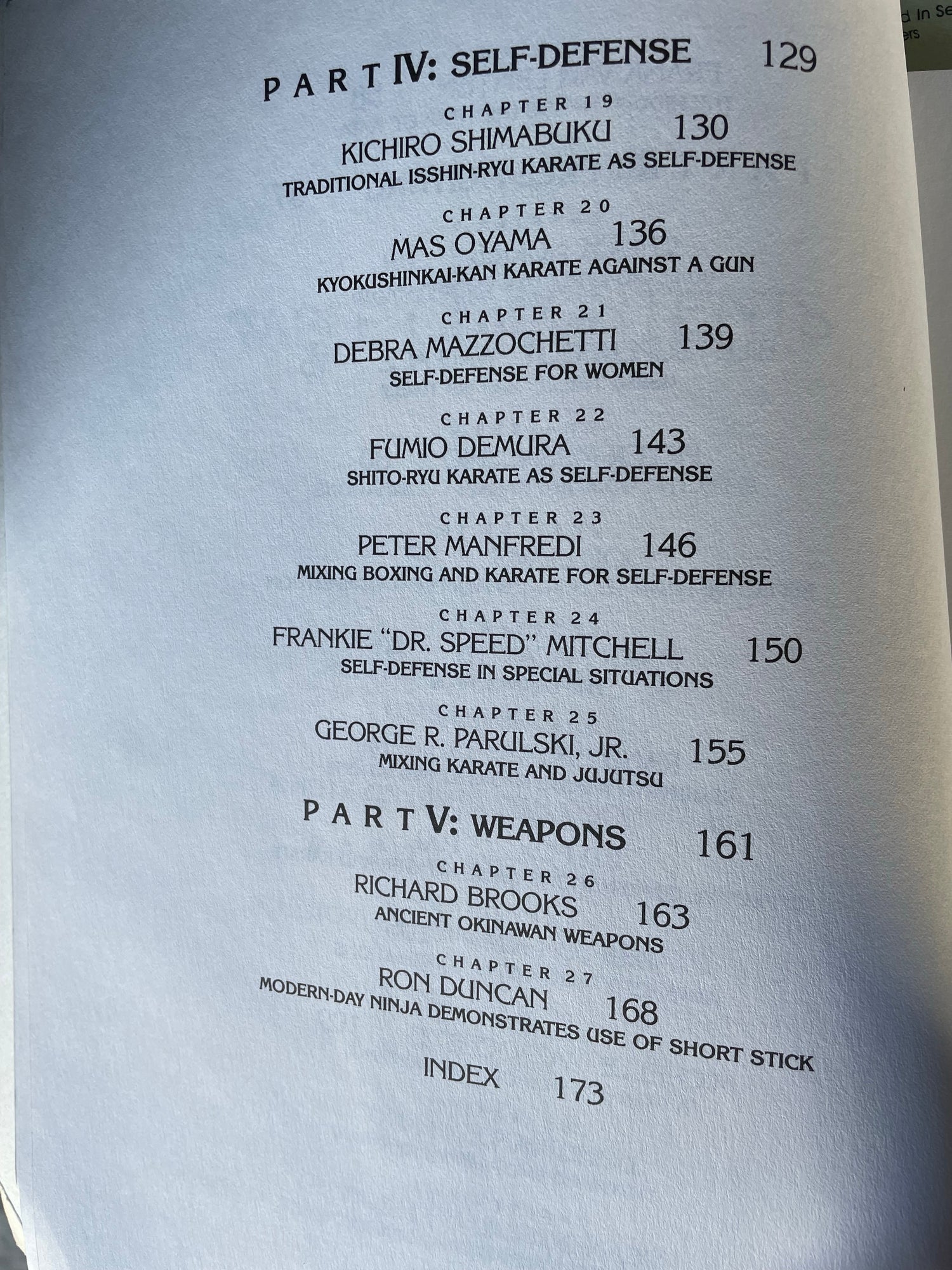 Maestros modernos del Karate: Filosofías y técnicas del libro Living Legends del arte (usado)