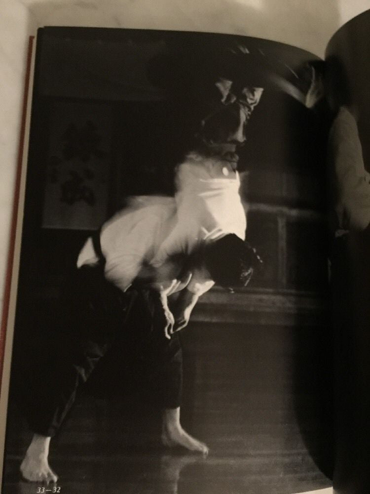 Nihon no Budo Book 4: Jujutsu (Preowned) - Budovideos Inc