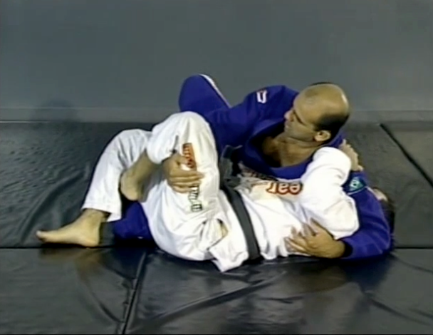 Half Guard Series with Roberto Gordo Correa (On Demand)