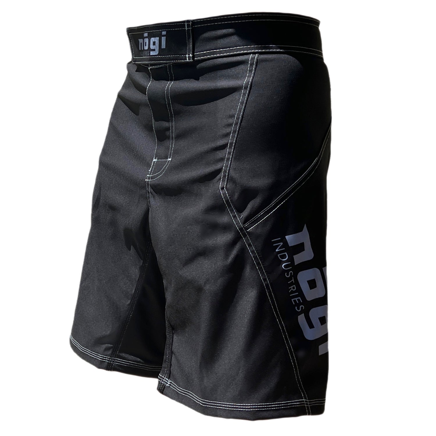Pantalones cortos de lucha Phantom 4.0 - Classic Black de Nogi Industries - HECHO EN EE. UU.