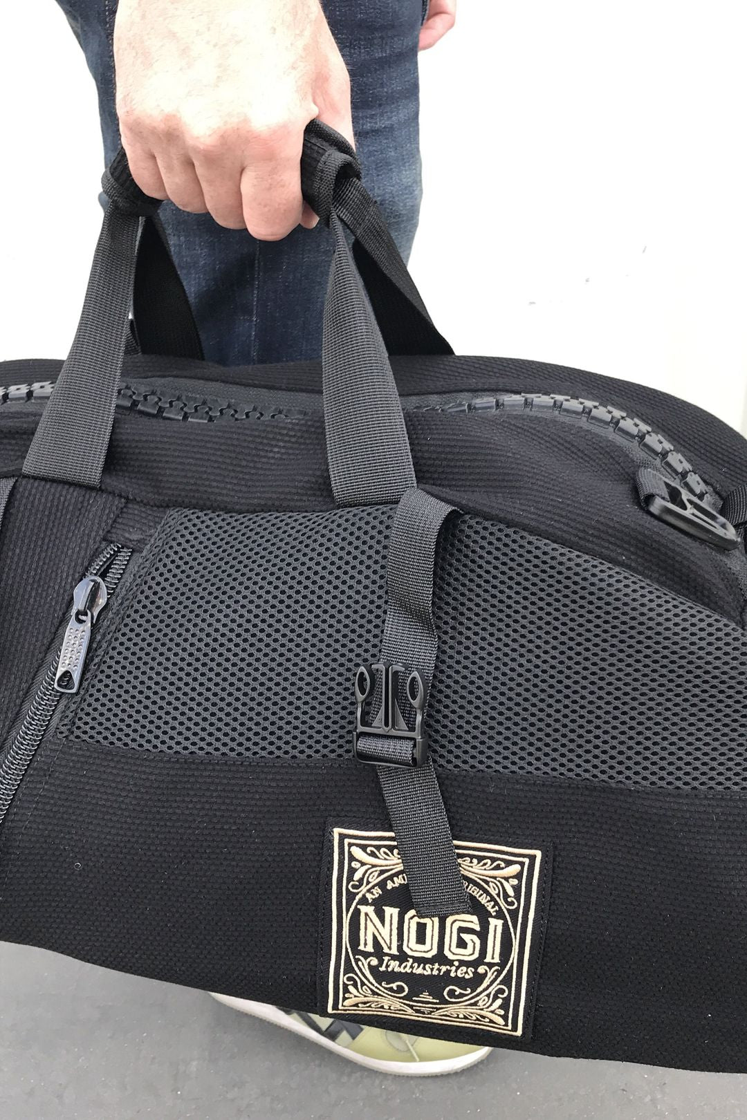 Nogi Tyme 3 Way Convertible Large Gear Bag - BLACK – Budovideos Inc