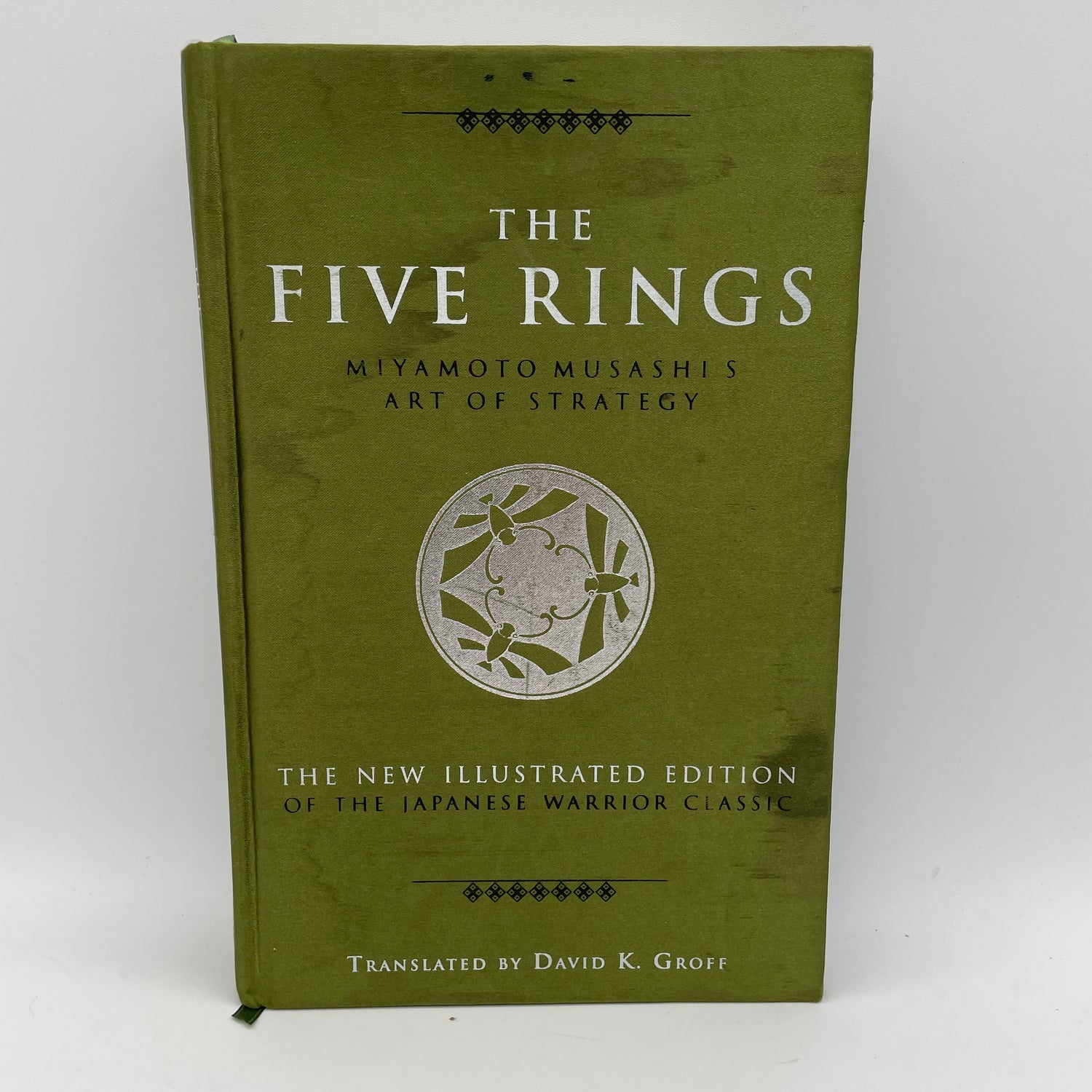 The Five Rings: Miyamoto Musashi's Art of Strategy New Illustrated Edition Translated by David Groff (Hardcover) (Preowned)