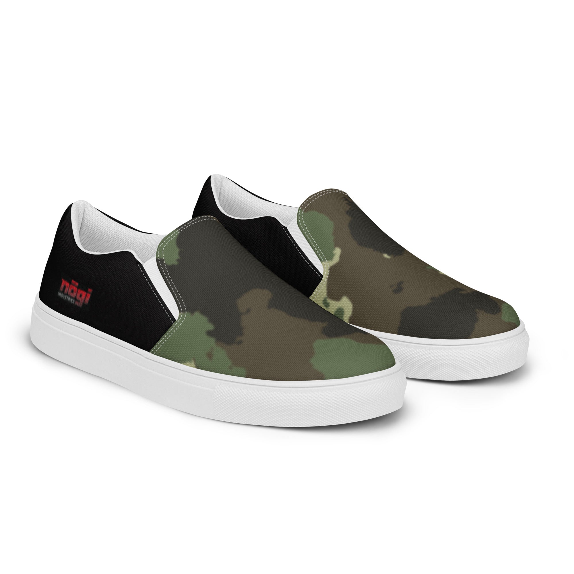 Camo canvas shop slip on shoes